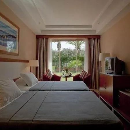 Hotel Boca Do Rio 4*